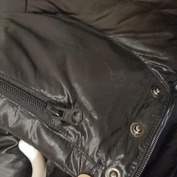 Ana packable premium down jacket - Picture 5 of 10